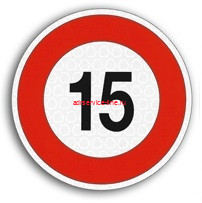 Наклейка знак ограничения скорости 15 км/ч